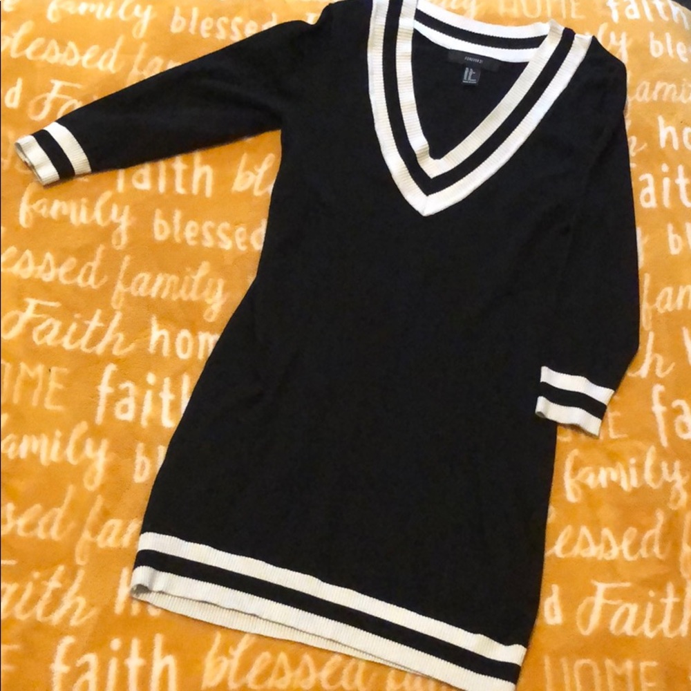 Forever 21 V-Neck Dress